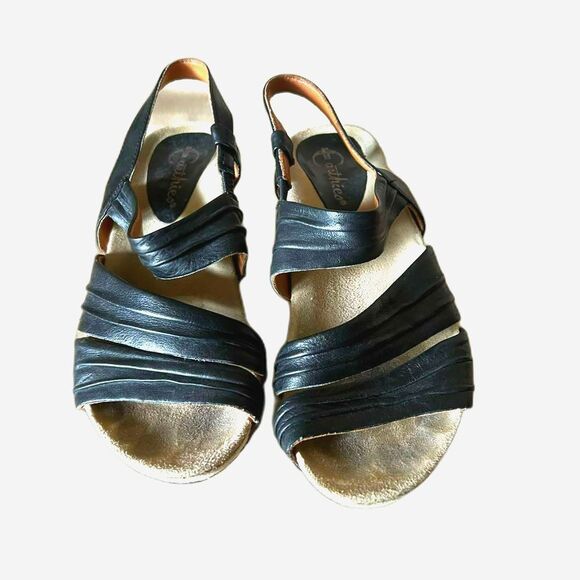 Earthies Shoes - Picture 7 of 11